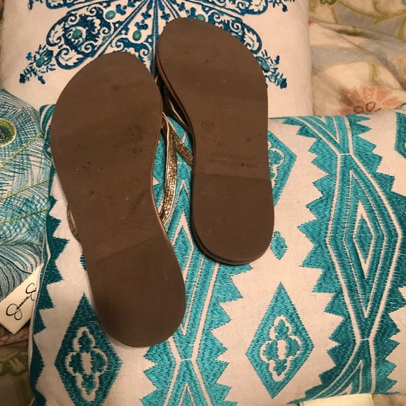 Women’s Beaded Sandals - Picture 2 of 2